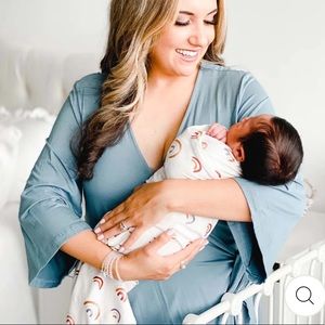 Caden Lane maternity robe